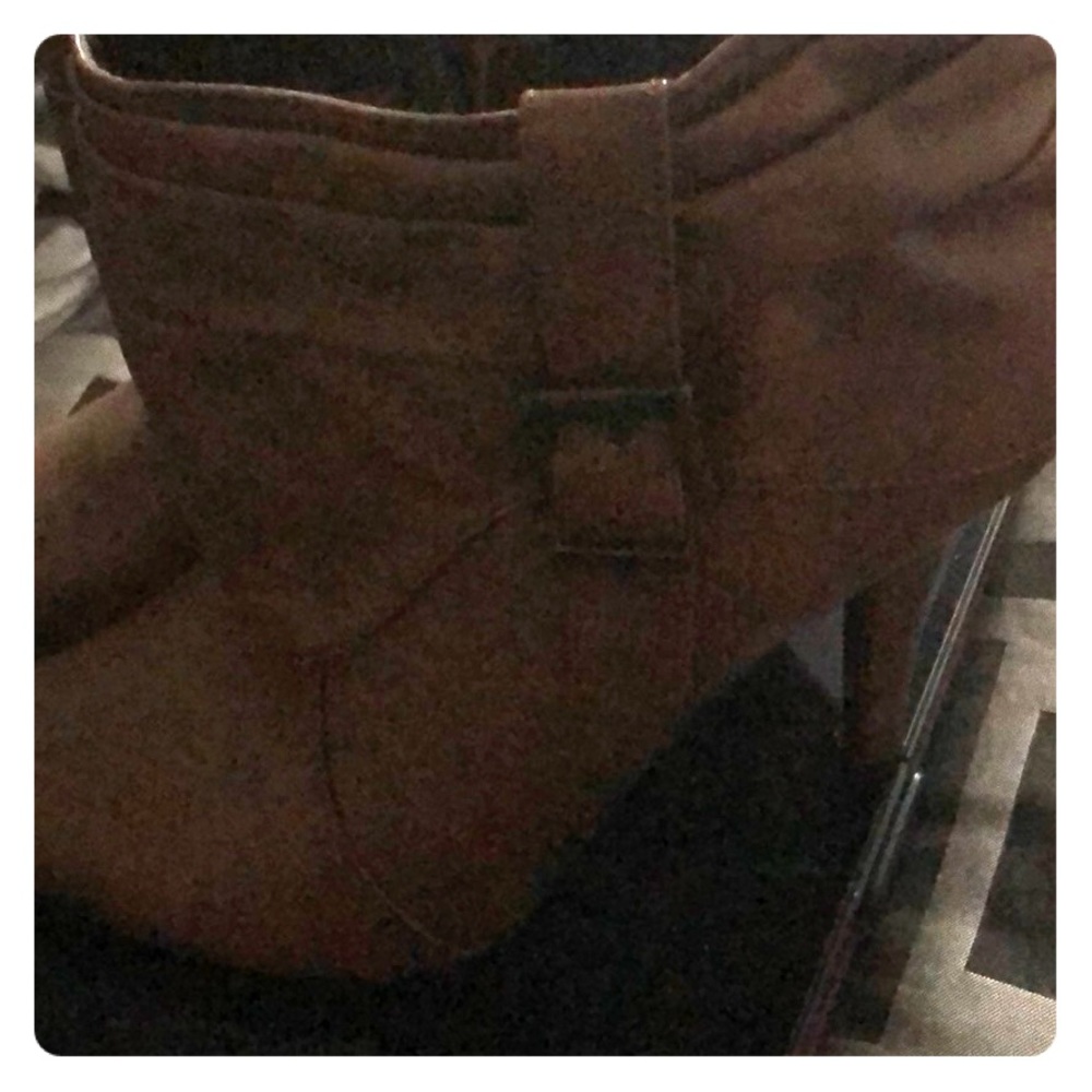 Ankle boots